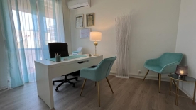 AFFITTASI STANZA STUDIO